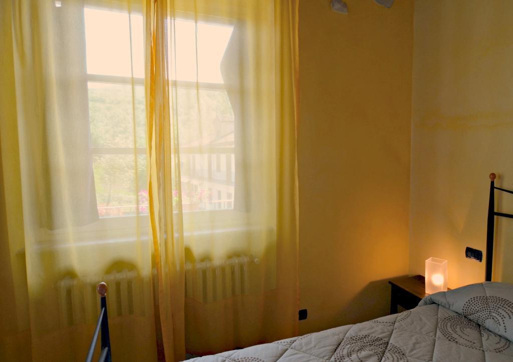 Cascina Il Convivio Guest House Diano d'Alba Bilik gambar
