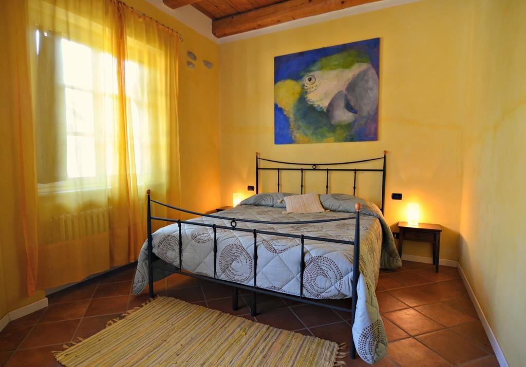 Cascina Il Convivio Guest House Diano d'Alba Luaran gambar