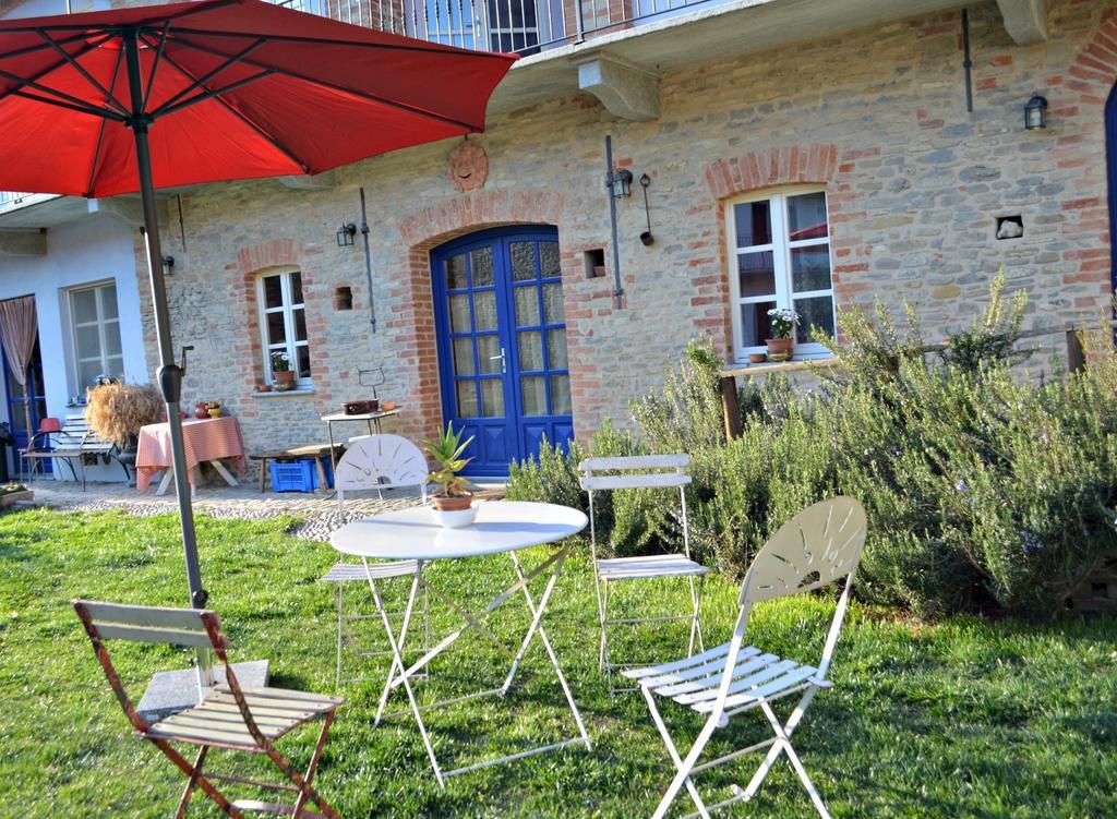 Cascina Il Convivio Guest House Diano d'Alba Luaran gambar